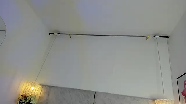 naomiii   online show from 11-28-25, 11:43