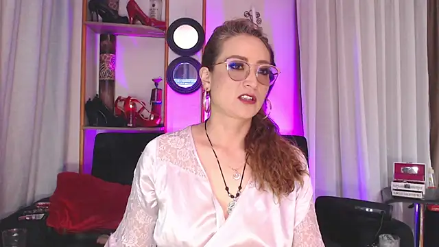 Snapshot of AdeleMourfg chatting on 02-27-25, 07:08 AdeleMourfg online show from 02-27-25, 07:08