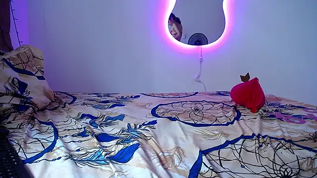 Snapshot of AMBER_LOVE22 chatting on 02-14-25, 06:40 AMBER LOVE22 online show from 02-14-25, 06:40