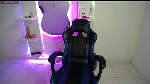 Snapshot of AMBER_LOVE22 chatting on 09-12-25, 06:51 AMBER LOVE22 online show from 09-12-25, 06:51