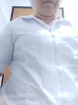  Prinscarlet  online show from 10-05-25, 04:53