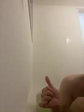 Snapshot of tuki_fu chatting on 01-18-25, 09:56 tuki fu online show from 01-18-25, 09:56