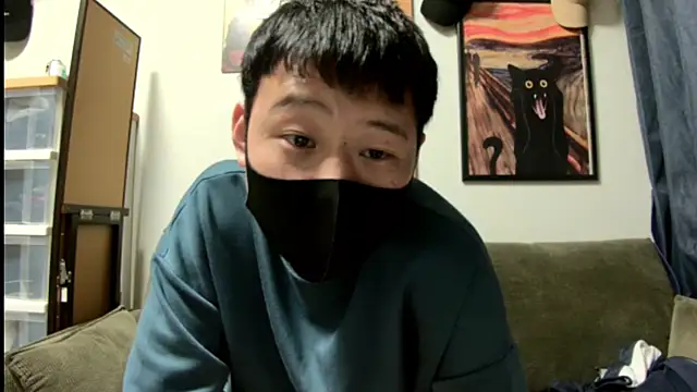 Snapshot of tuki_fu chatting on 03-02-25, 01:42 tuki fu online show from 03-02-25, 01:42