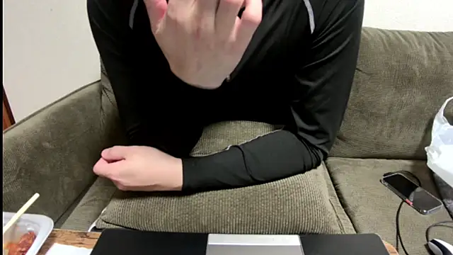 Snapshot of tuki_fu chatting on 01-26-25, 11:06 tuki fu online show from 01-26-25, 11:06