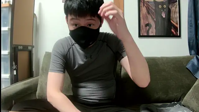 Snapshot of tuki_fu chatting on 03-08-25, 11:37 tuki fu online show from 03-08-25, 11:37