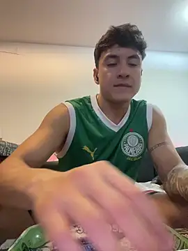 Snapshot of LCarreraa chatting on 03-02-26, 01:06 LCarreraa online show from 03-02-26, 01:06