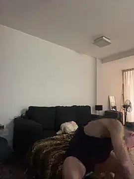 Snapshot of LCarreraa chatting on 06-17-26, 06:29 LCarreraa online show from 06-17-26, 06:29