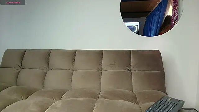 Karolgood3 online show from 05-02-26, 06:13