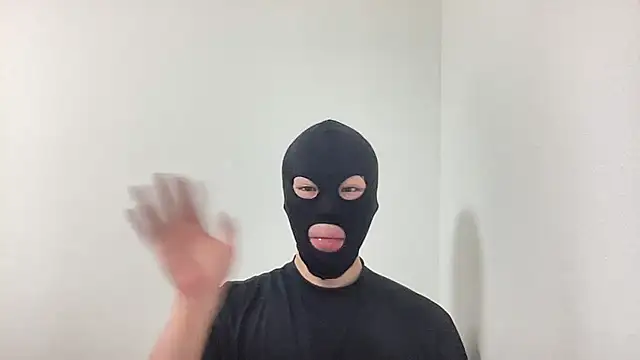 Snapshot of Ash_zzz chatting on 03-23-25, 03:32 Ash zzz online show from 03-23-25, 03:32