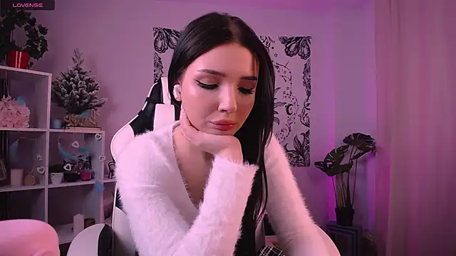 EmmaKeam online show from 01-09-25, 06:38
