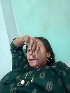 Snapshot of Surajpuja79 chatting on 02-14-26, 08:58 Surajpuja79 online show from 02-14-26, 08:58