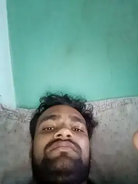 Snapshot of Surajpuja79 chatting on 02-11-26, 08:36 Surajpuja79 online show from 02-11-26, 08:36