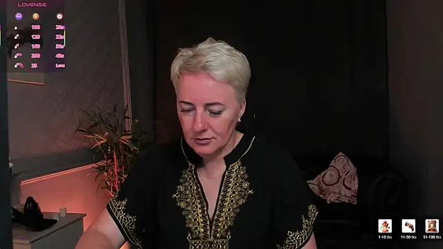 Snapshot of Nika_Smit chatting on 07-04-26, 05:14 Nika Smit online show from 07-04-26, 05:14