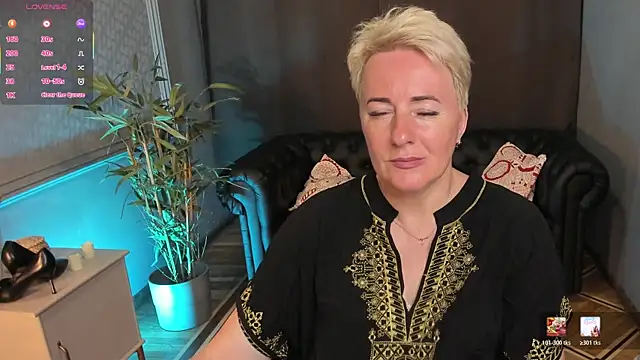 Snapshot of Nika_Smit chatting on 07-03-26, 09:05 Nika Smit online show from 07-03-26, 09:05