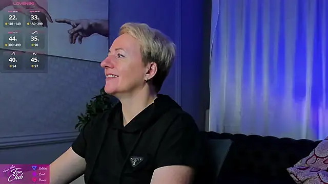 Nika Smit online show from 09-18-25, 05:21