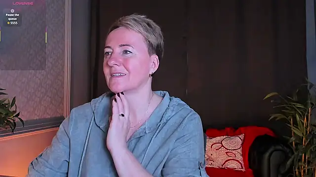 Nika Smit online show from 06-07-26, 05:23