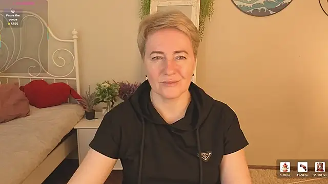 Nika Smit online show from 05-29-26, 05:35