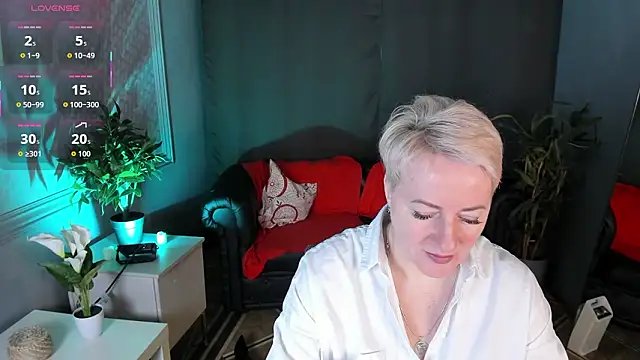 Nika Smit online show from 02-07-26, 05:37