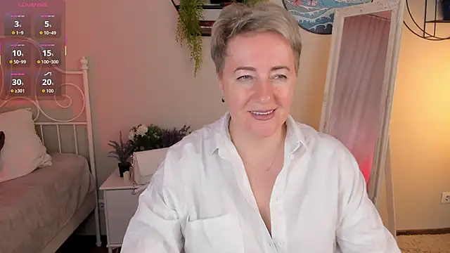 Nika Smit online show from 05-16-26, 05:28