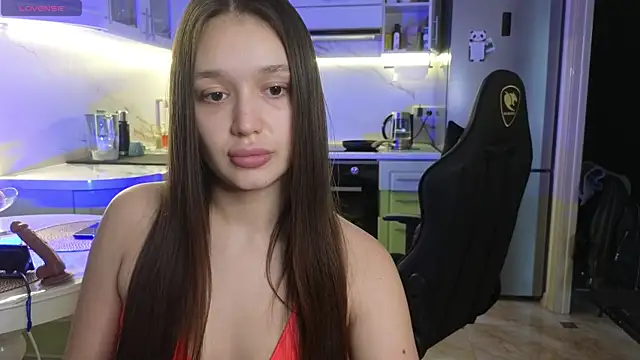 Snapshot of Megan_Kira chatting on 02-27-25, 11:06 Megan Kira online show from 02-27-25, 11:06