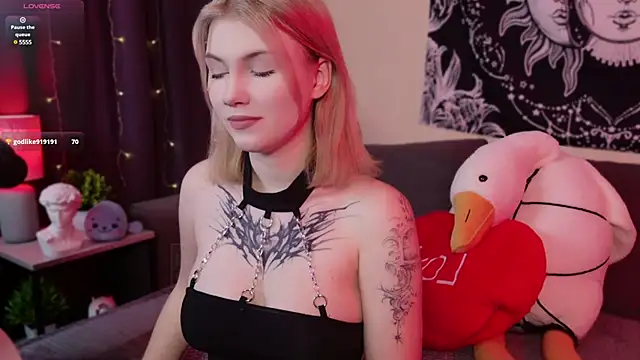 HellenHornny online show from 02-25-25, 10:04