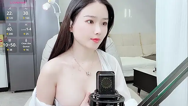 Snapshot of yoyo520- chatting on 01-16-25, 11:37 yoyo520- online show from 01-16-25, 11:37