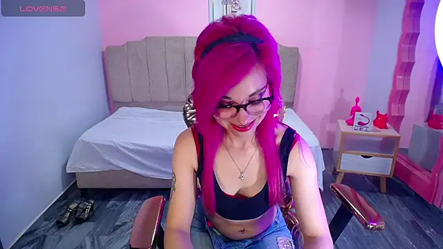 abril ch  online show from 09-27-25, 10:43