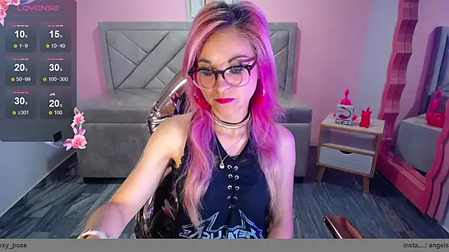 abril ch  online show from 11-12-25, 10:52