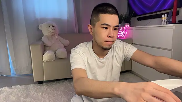 Dylan mercy online show from 03-15-25, 09:19