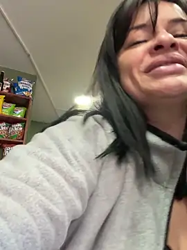 Snapshot of NATHALIA-28_ chatting on 04-30-26, 01:18 NATHALIA-28 online show from 04-30-26, 01:18