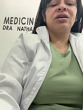 Snapshot of NATHALIA-28_ chatting on 05-05-26, 01:25 NATHALIA-28 online show from 05-05-26, 01:25