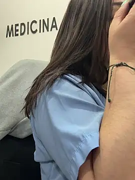 NATHALIA-28  online show from 04-15-26, 01:04