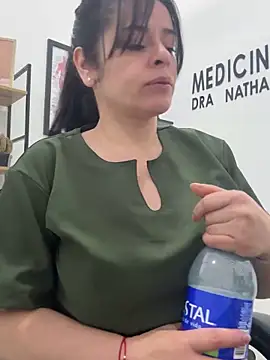 Snapshot of NATHALIA-28_ chatting on 06-10-26, 12:17 NATHALIA-28 online show from 06-10-26, 12:17