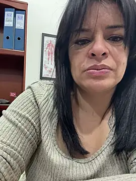 Snapshot of NATHALIA-28_ chatting on 05-24-26, 01:11 NATHALIA-28 online show from 05-24-26, 01:11