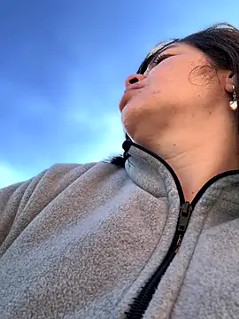 NATHALIA-28  online show from 10-15-25, 12:02