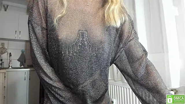 Anahi1993 online show from 12-23-25, 04:34