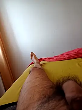 Snapshot of ManuRod1981 chatting on 02-27-25, 04:32 ManuRod1981 online show from 02-27-25, 04:32