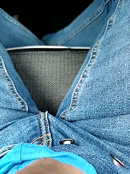 ManuRod1981 online show from 12-05-25, 02:15