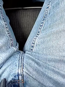 ManuRod1981 online show from 11-19-25, 02:28