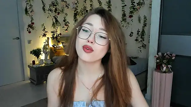 SereneFlame online show from 04-22-26, 04:03