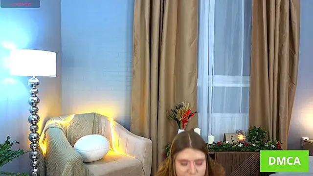 AlisiaSpinnet  online show from 01-13-26, 04:00