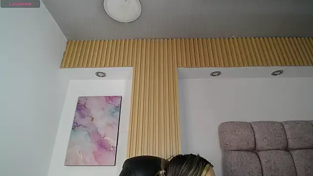 Snapshot of 1Sloppy_Fox4 chatting on 07-19-26, 04:43 1Sloppy Fox4 online show from 07-19-26, 04:43