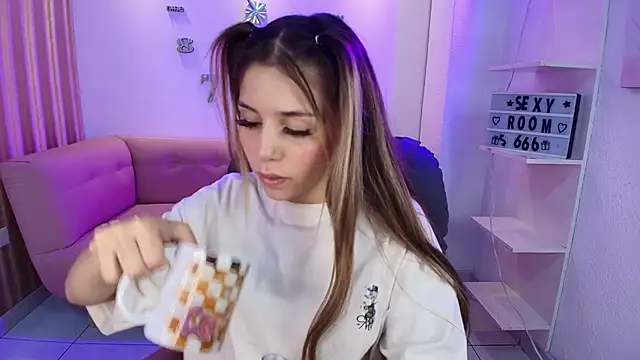 1Sloppy Fox4 online show from 11-13-25, 05:22