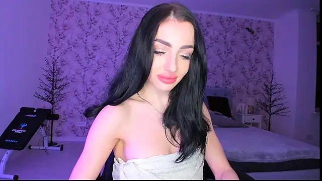 NancyLovee  online show from 01-06-26, 04:00