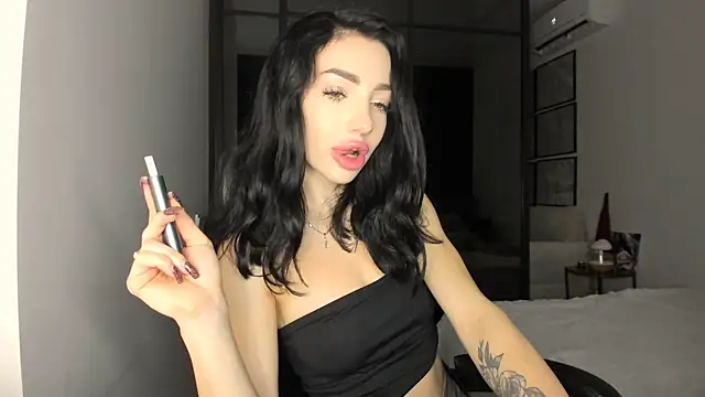 NancyLovee  online show from 10-17-25, 07:00