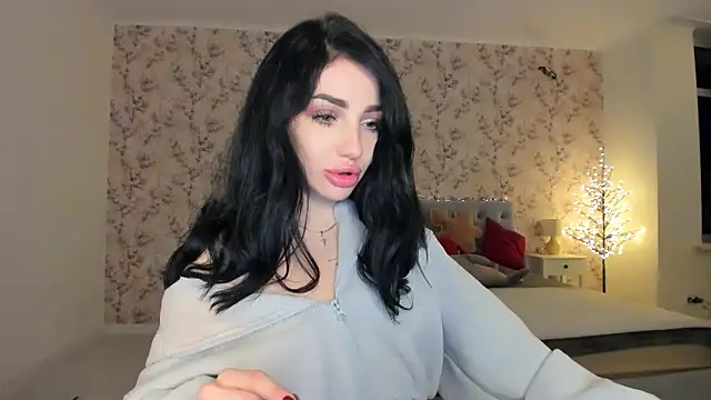 NancyLovee  online show from 12-13-25, 11:22