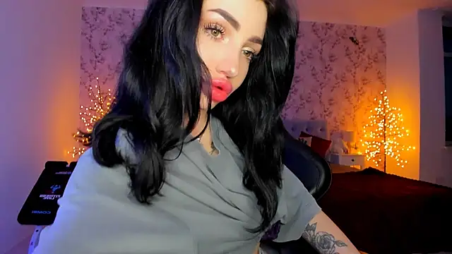 NancyLovee  online show from 02-21-26, 03:58