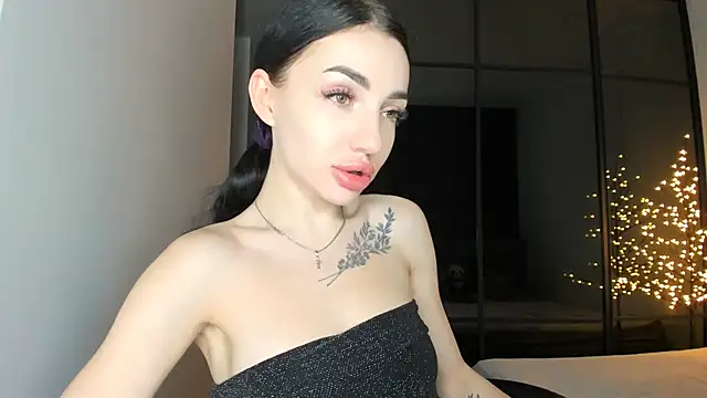 NancyLovee  online show from 11-30-25, 02:23