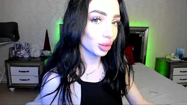 NancyLovee  online show from 02-24-25, 07:52