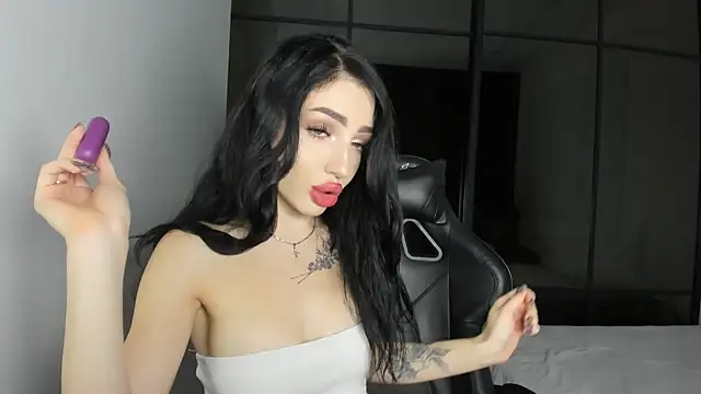 NancyLovee  online show from 09-24-25, 01:28